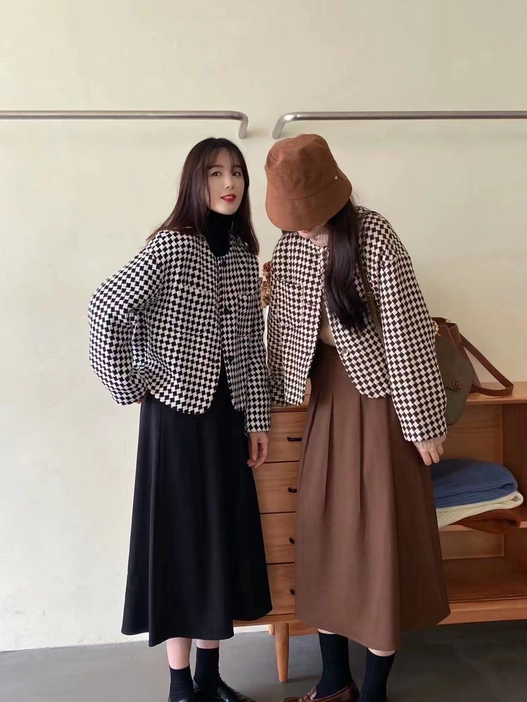 Autumn And Winter New Listed Warm Cold Women's Coat Europe And The United States Wind Size Loose Casual Version Of Down Jacket 6
