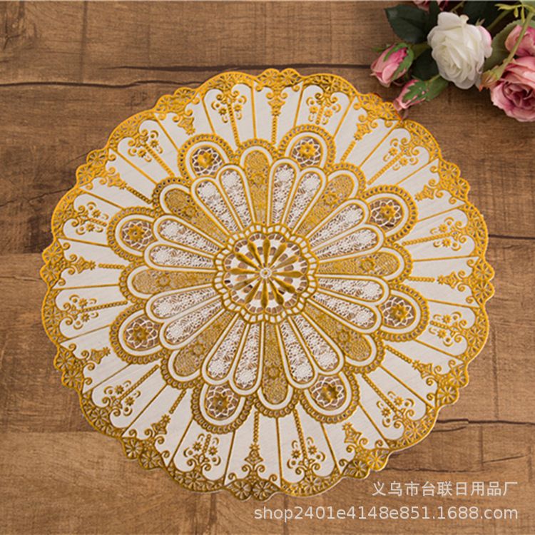 Western Placemat Table Mat Heat Resistant Non-Slip Coaster Bowl Mat Hotel Doilies Hot Gold
Silver 38Cm Pvc Placemat Application Scenario