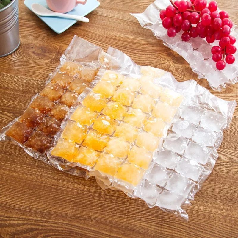 Ice Pack Self-Sealing Disposable Ice Pack 24 Food Frozen Ice Blocks full figure