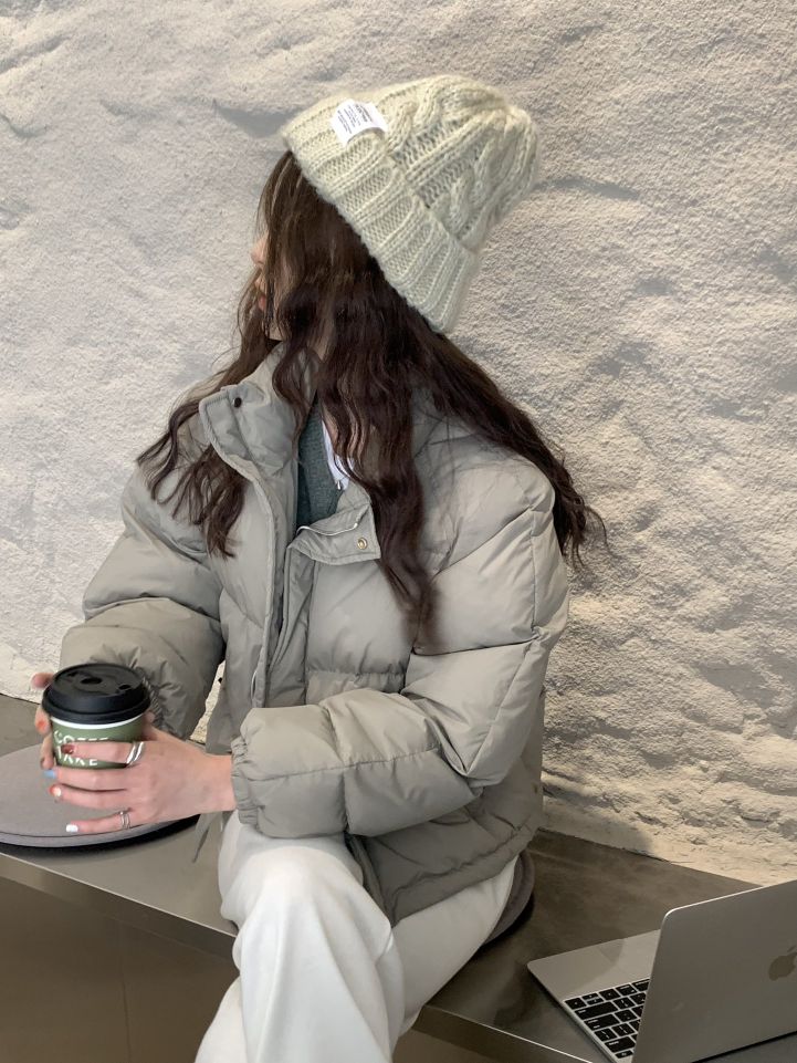 Autumn And Winter New Listed Warm Cold Women's Coat Europe And The United States Wind Size Loose Casual Version Of Down Jacket 1 details Picture