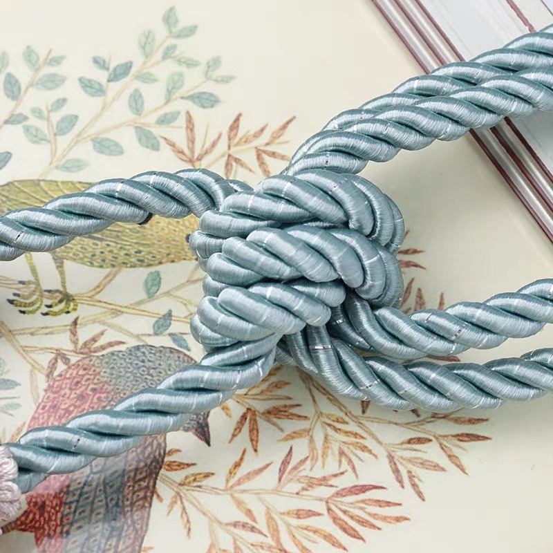 New Factory Direct Sales Can Retail Wholesale Curtain Hanging Ball --18 details Picture