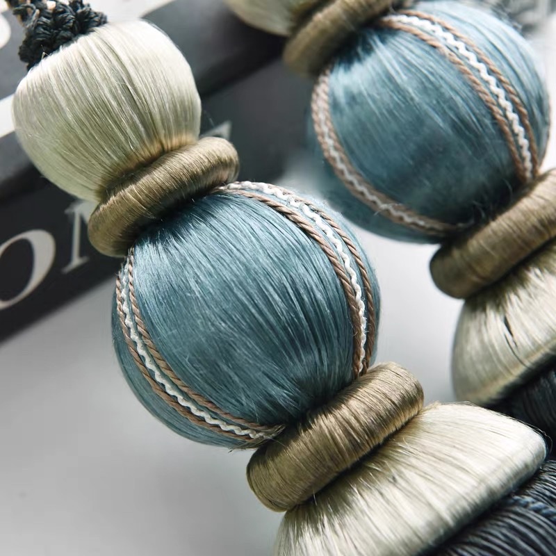 New Factory Direct Sales Can Retail Wholesale Curtain Hanging Ball ----9 details Picture