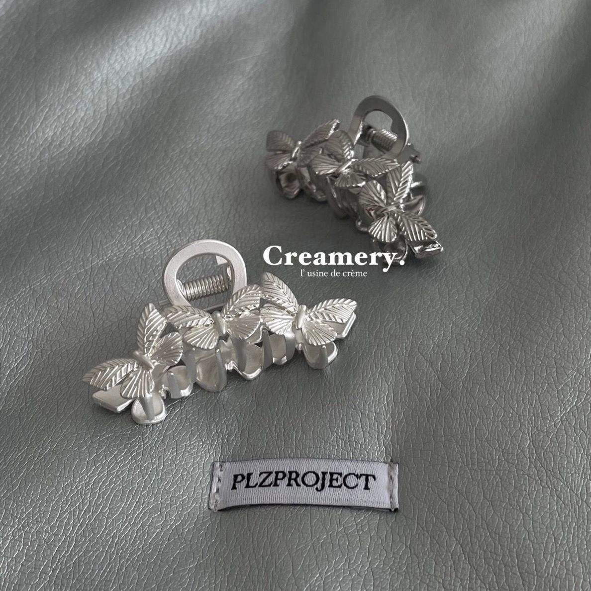 Korean Network With Super Fire Cold Wind Sweet Cool Sister Silver Butterfly Metal Small Hair Grab Small Mini Retro Grab Clip Female Application Scenario