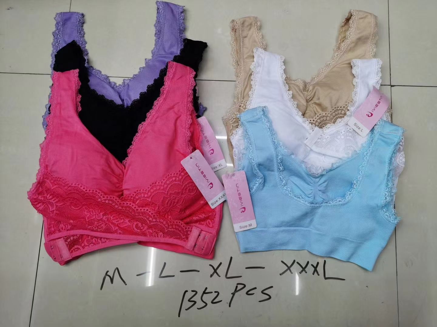 Seamless Nylon Sports Bra With Sponge Bowl Bra Foreign Trade Bra Buckle Push-Up Bra