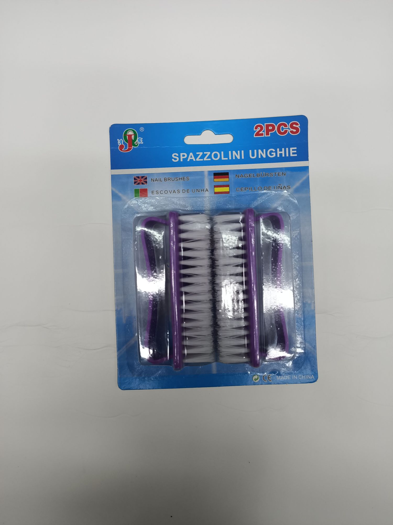 Nail Refresh Cleaning Brush Application Scenario