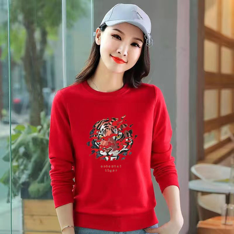 Product Name: Huhu Shengwei Plus Velvet Round Neck Hoodie (Pullover)
Type: Pullover Hoodie
G Weight: 390 G
Material: 97.5% Cotton 2.5% Spandex Application Scenario