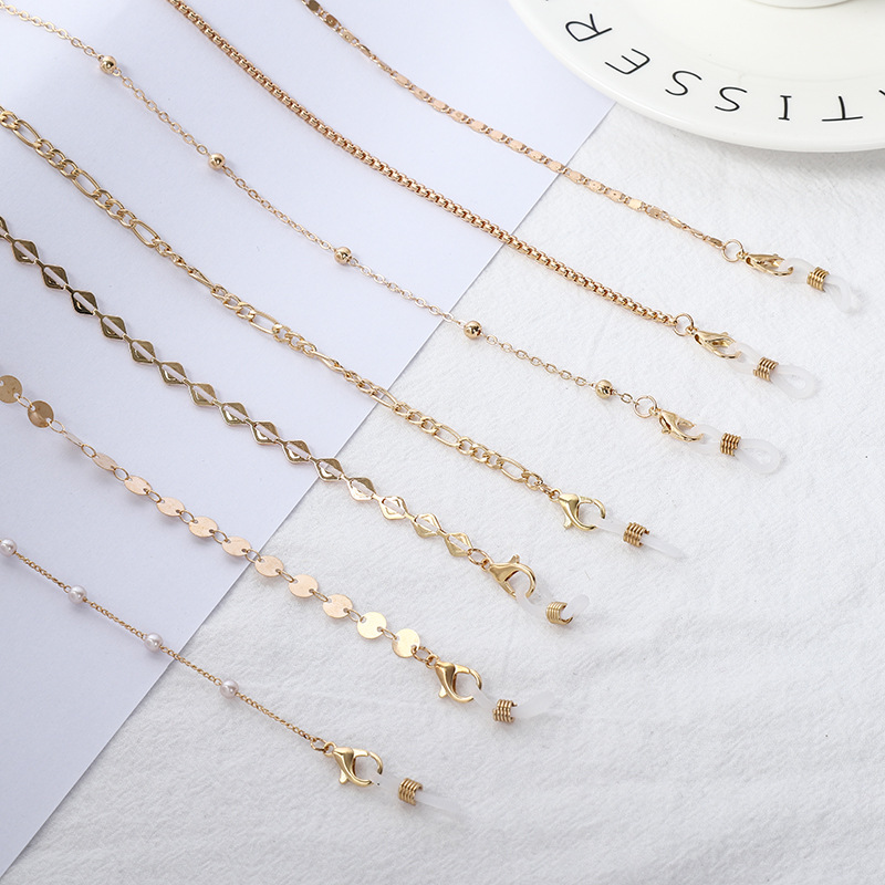 Exquisite Simple Accessories Series Aluminum Stainless Steel Glasses Chain Application Scenario