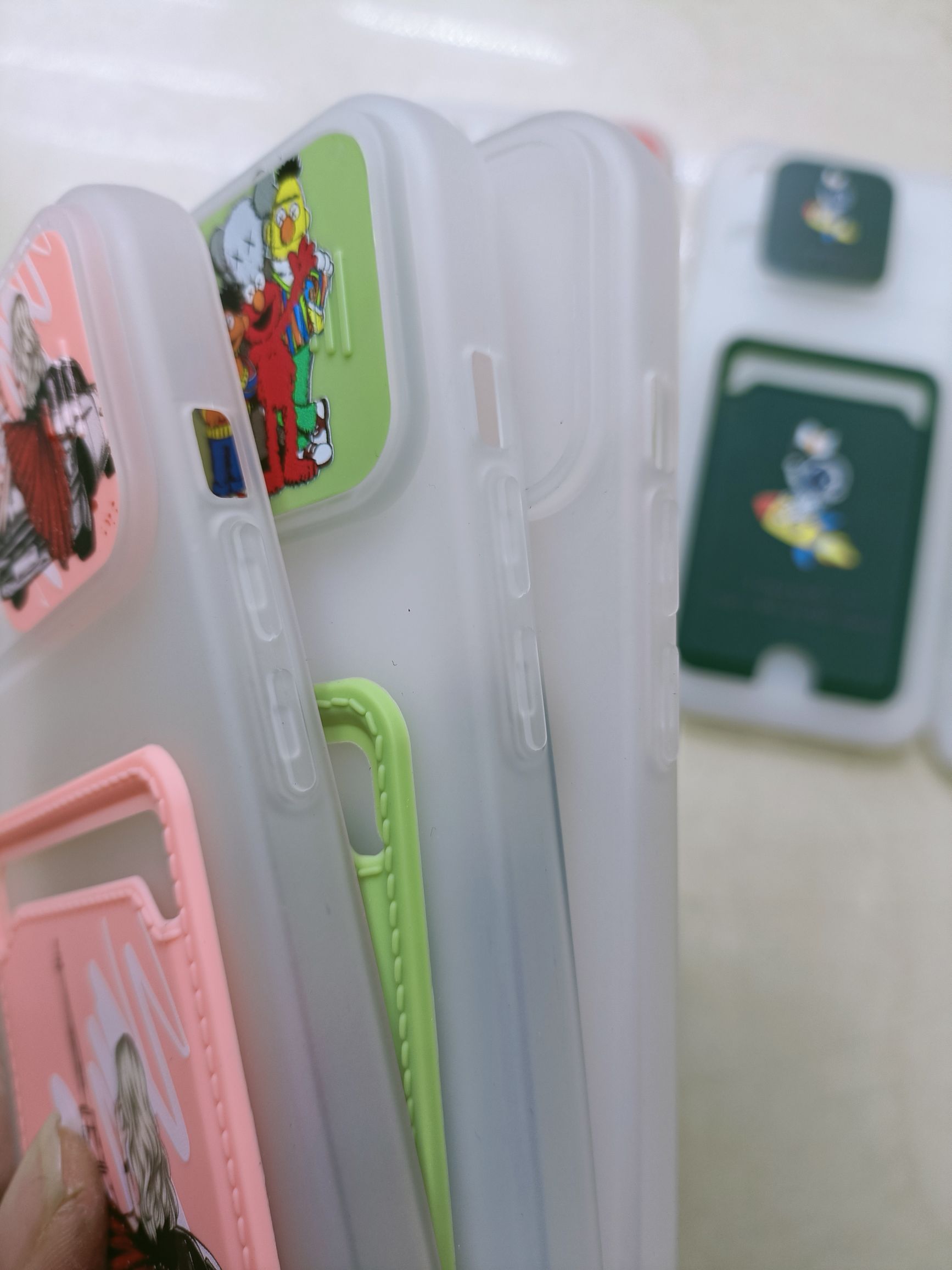 TPU mobile phone case with sliding window card