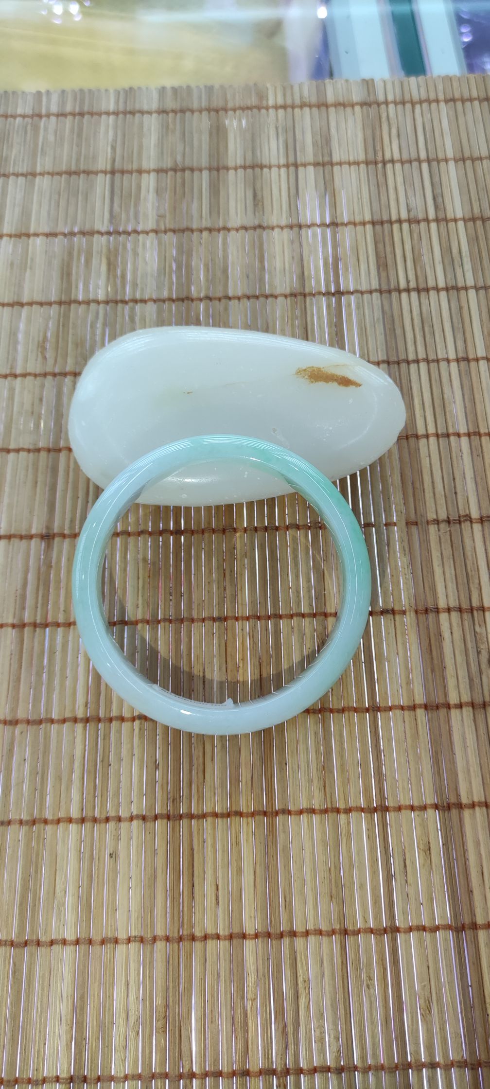Myanmar Jade Bracelet Application Scenario