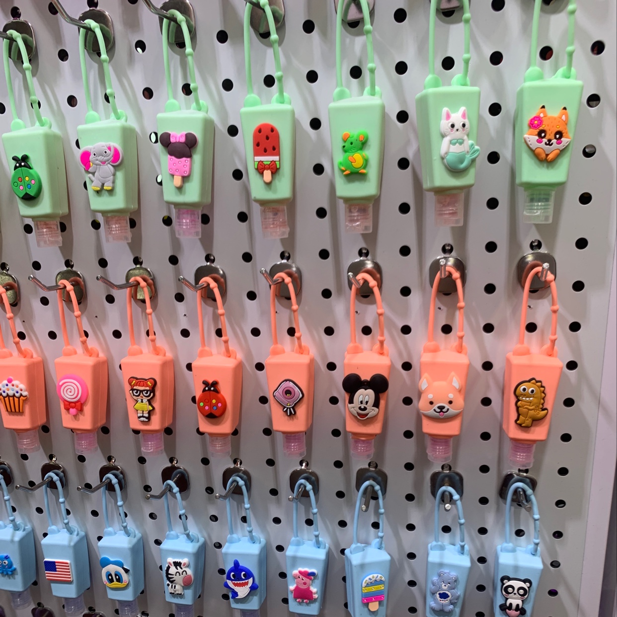 Silicone cartoon hand scrub