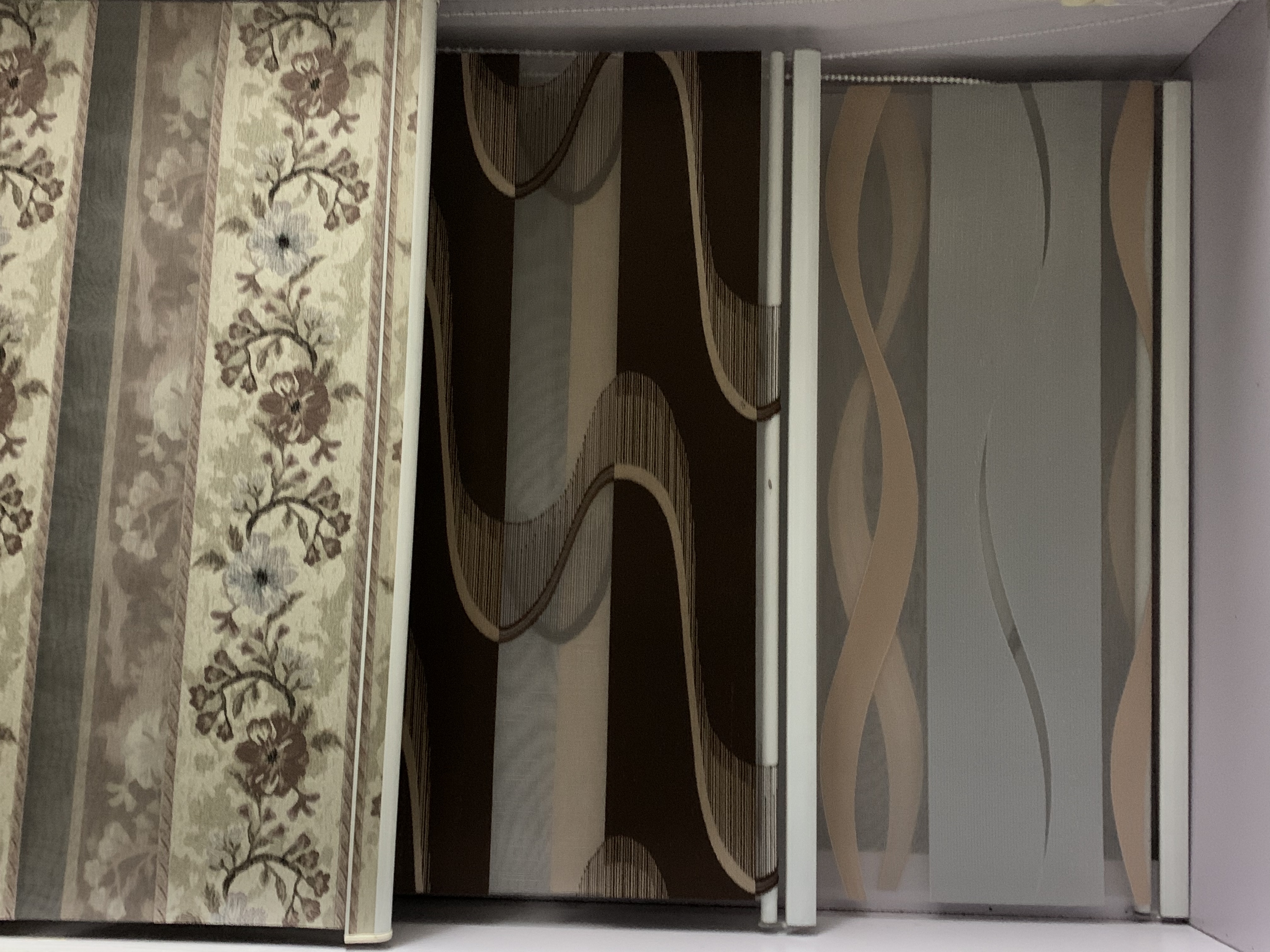 Blinds 4 details Picture