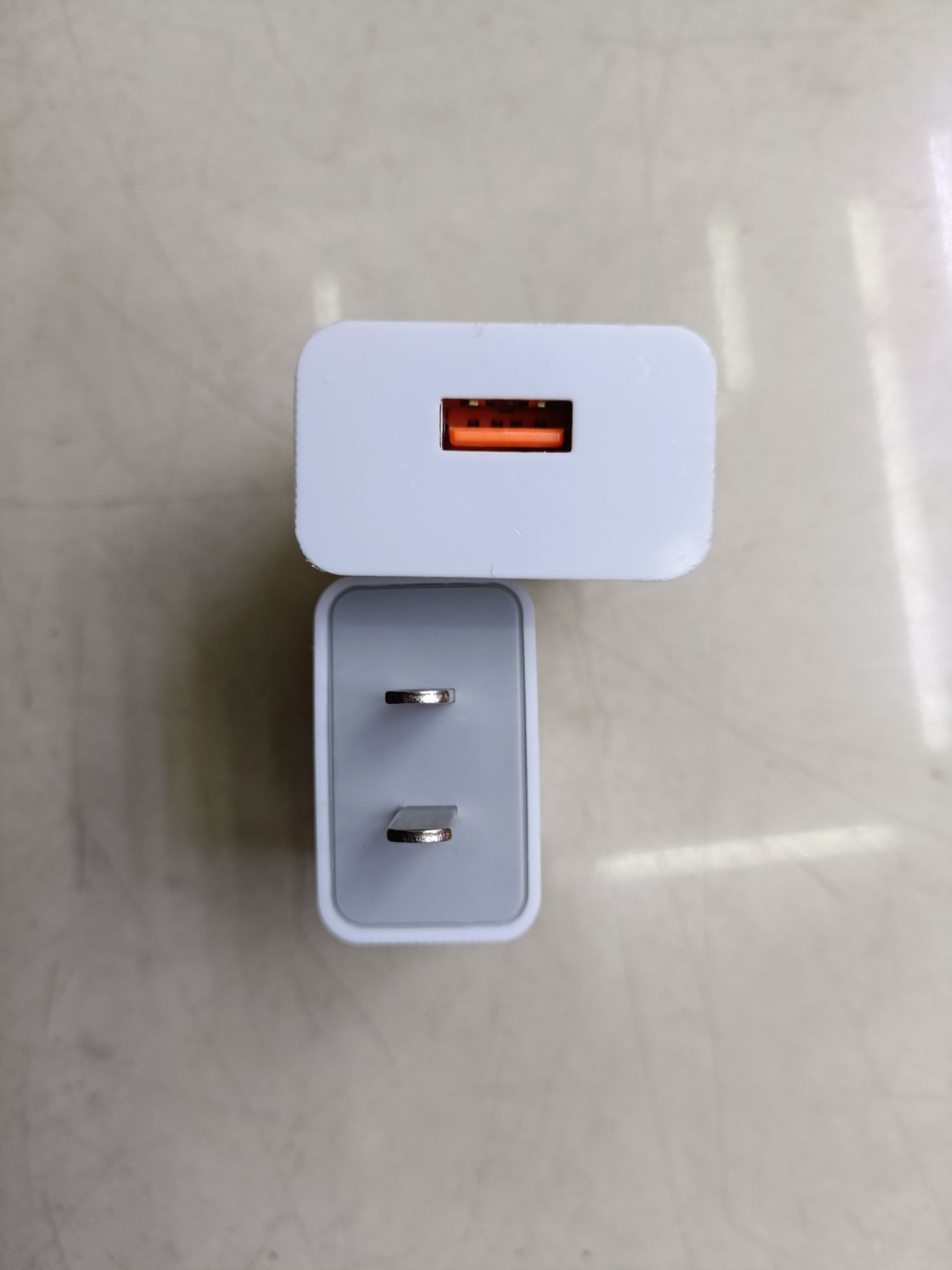 Mobile phone charger Single head US Standard plug charger single USB port 1A 2A 2.4A QC3.0 bare