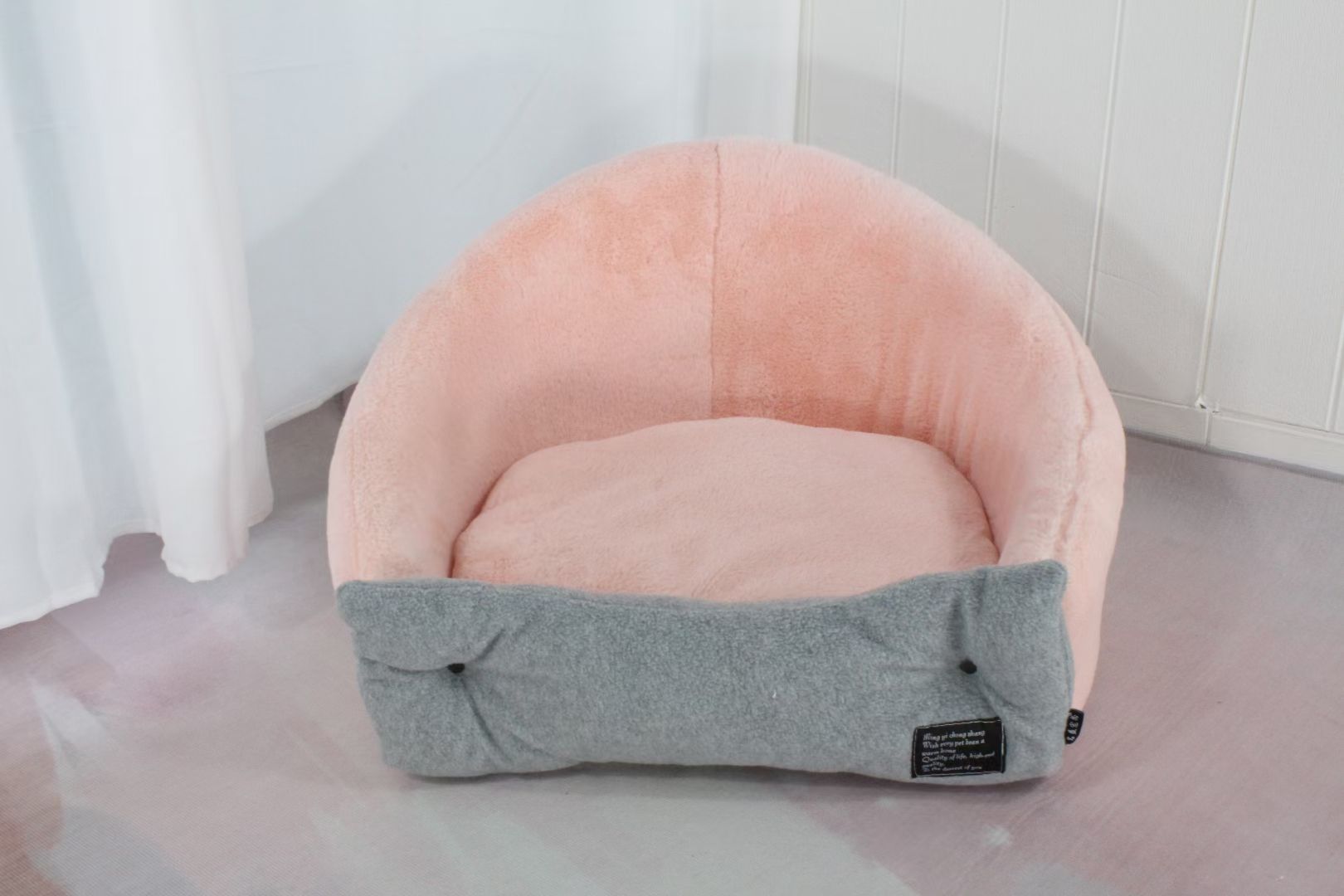 Pet supplies! Winter to our beloved pets to prepare a warm new nest! Velvet and plaid!