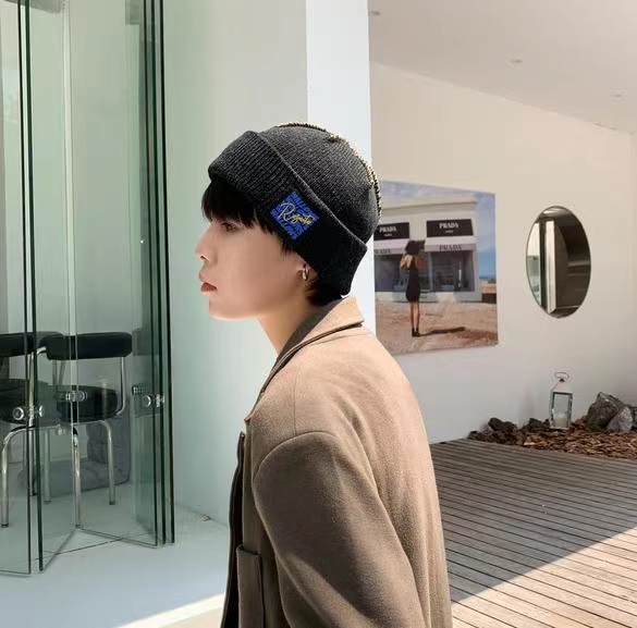 Alphabet cold hat hat knitted hat Zuo you hat industry fashion network red explosive style Li Jiaqi recommended warm and cold thumbnail