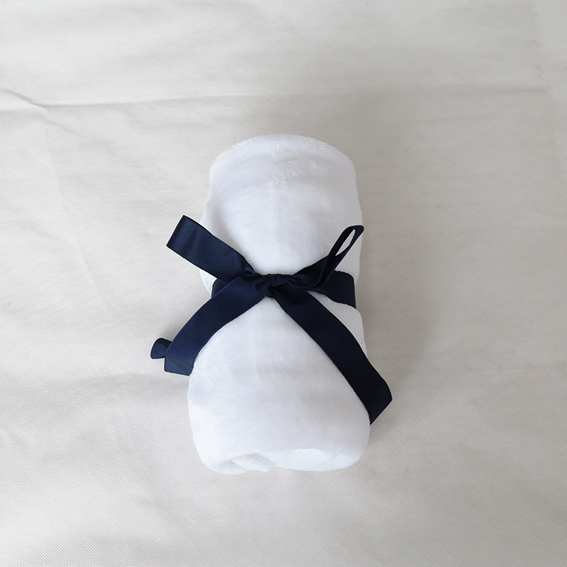 Solid Color Blanket Office Nap Blanket Autumn/Winter Air Conditioning Blanket Knee Blanket