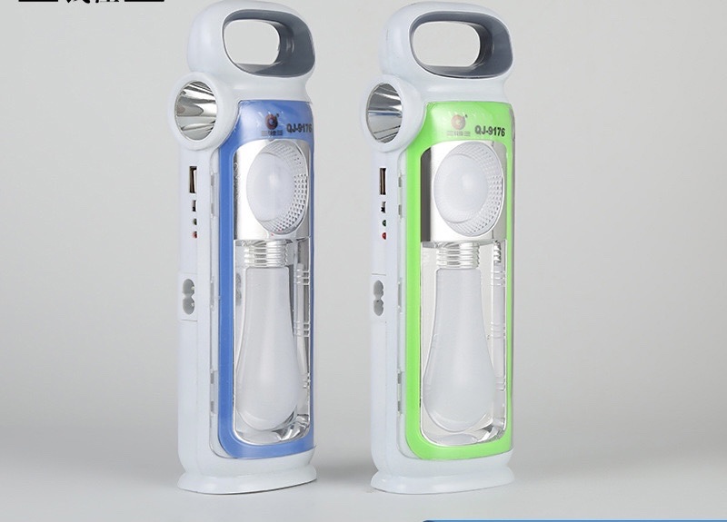Outdoor trekking three head light convenient portable solar plastic flashlight