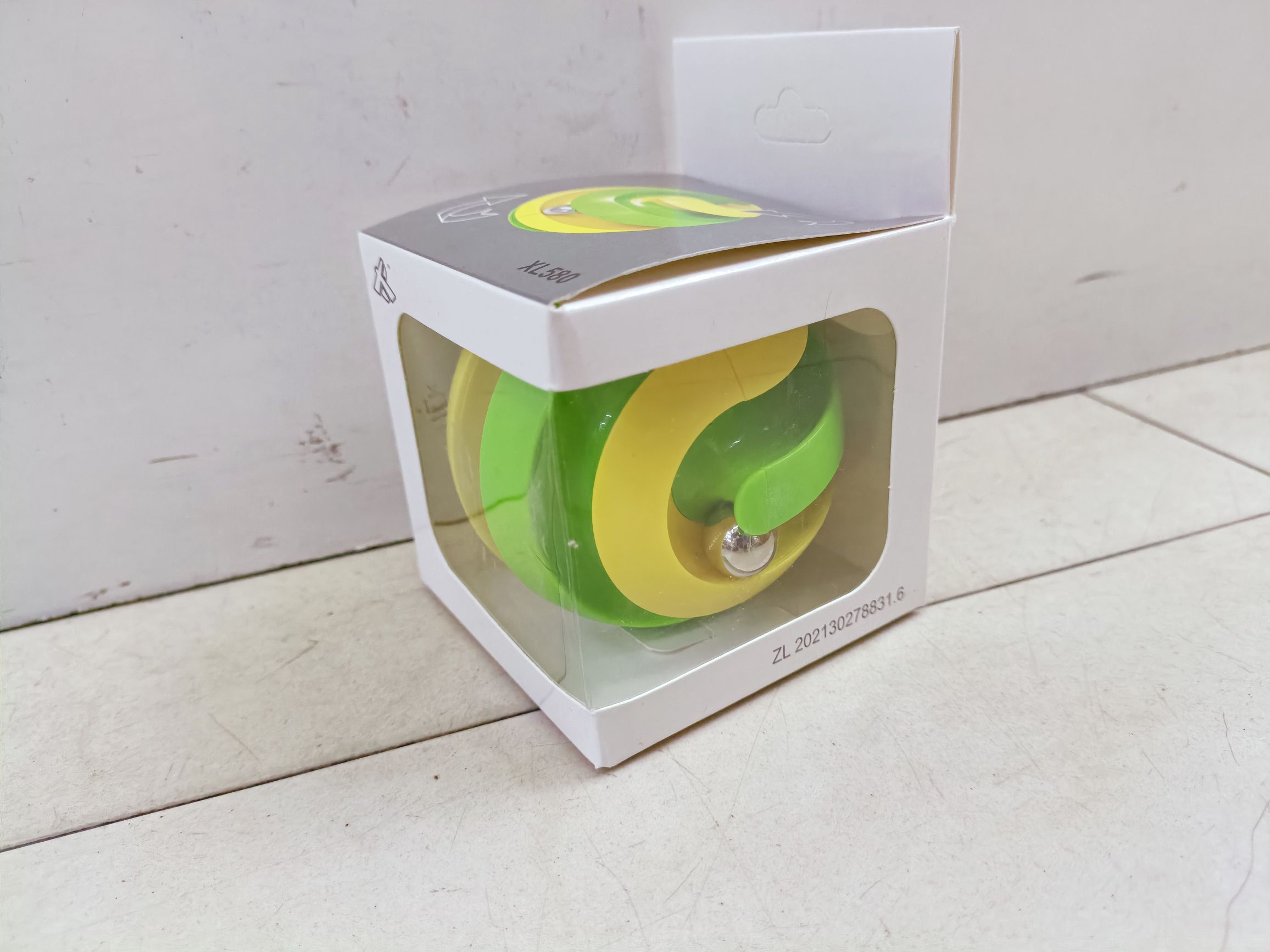 New Mobius ball finger gyro ball ball pinball orbital Rubik's Cube ball new strange toy Specification drawing