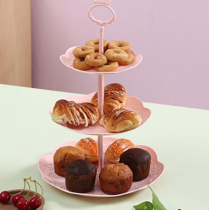 Three layer cake tray
