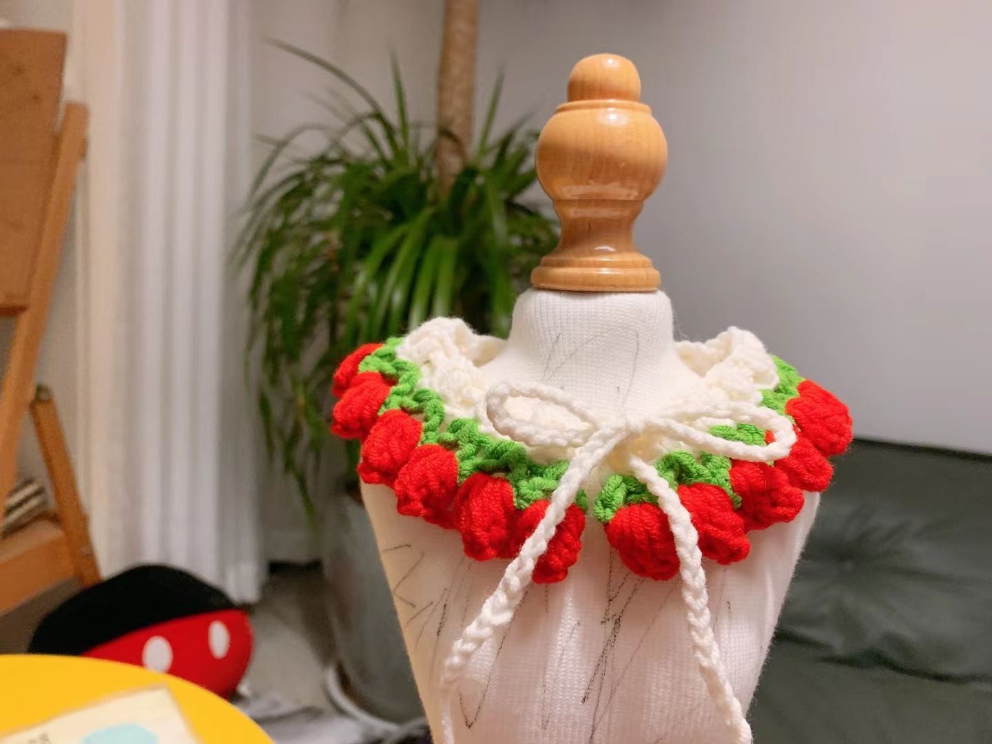Pet supplies! New pet bib, many styles! Welcome new and old customers to visit and buy! Application Scenario