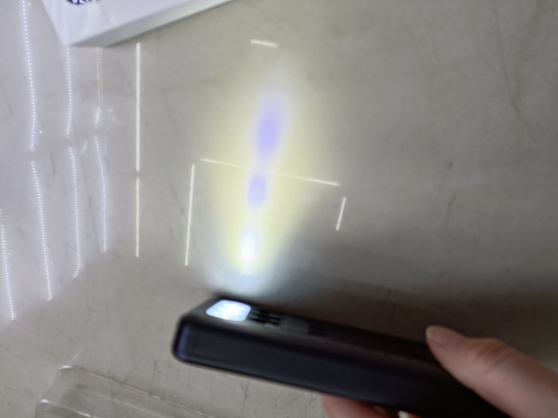 10000 mah power bank removable with line lens strong light mobile power supply Application Scenario