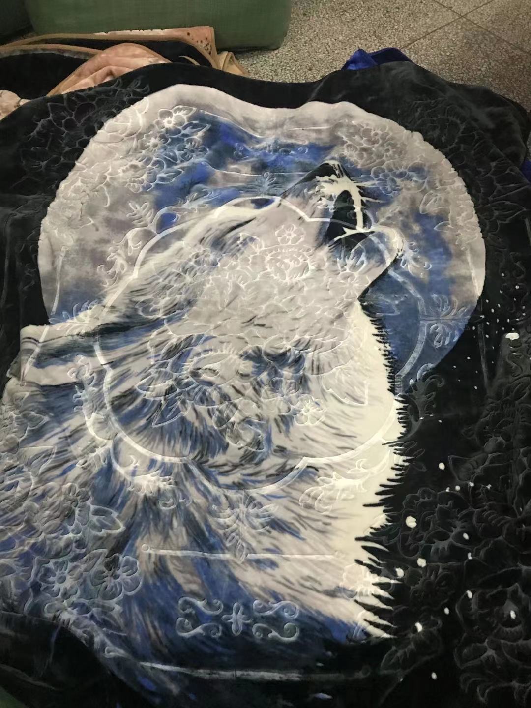 Warp Knitted Super Soft Single Animal Blanket