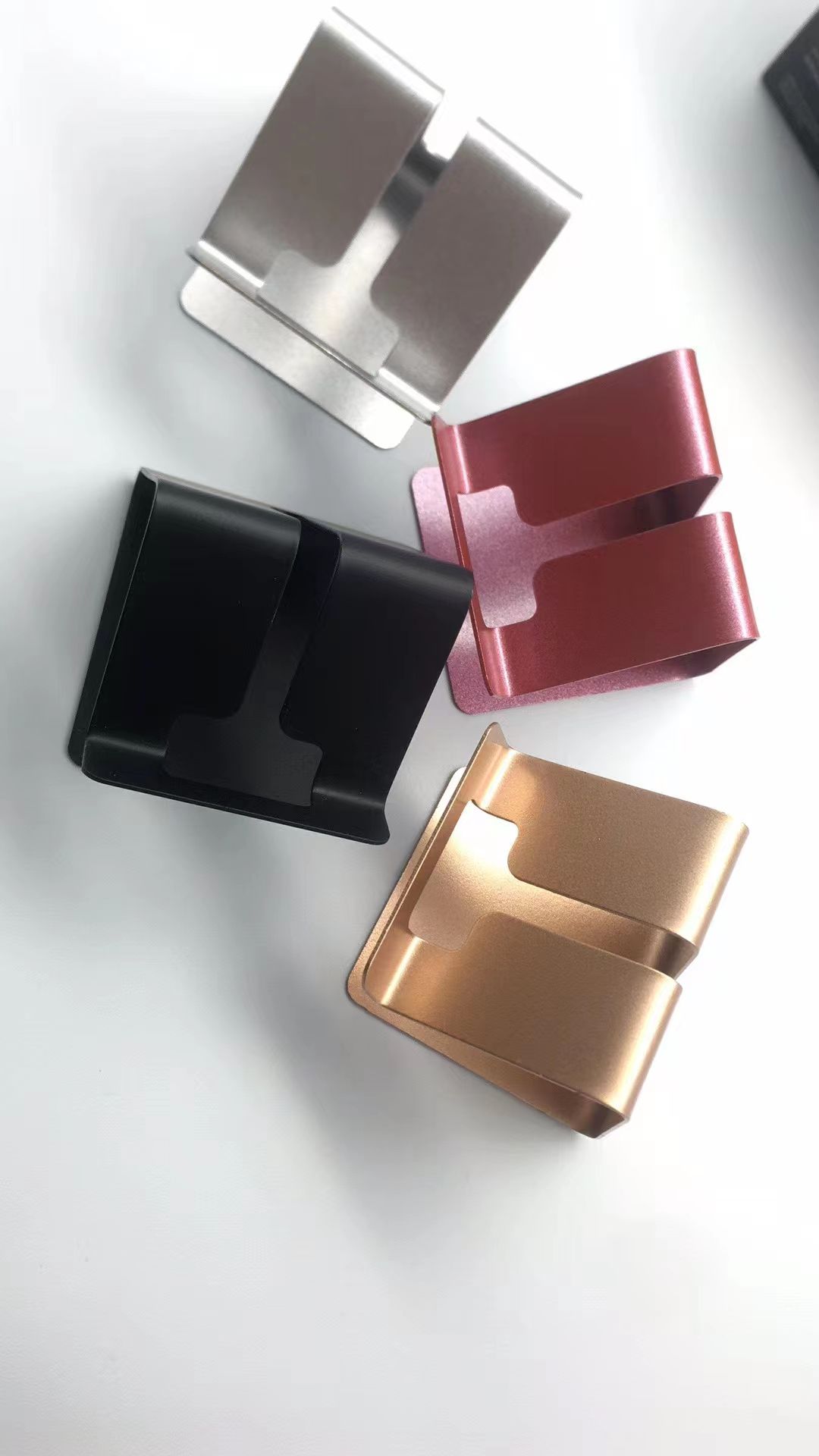 Mobile phone stand desktop stand metal stand