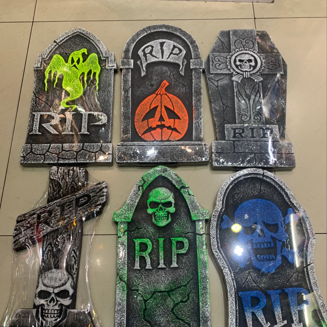 European and American Halloween tombstone decoration props foam various styles of tombstones RIP Application Scenario