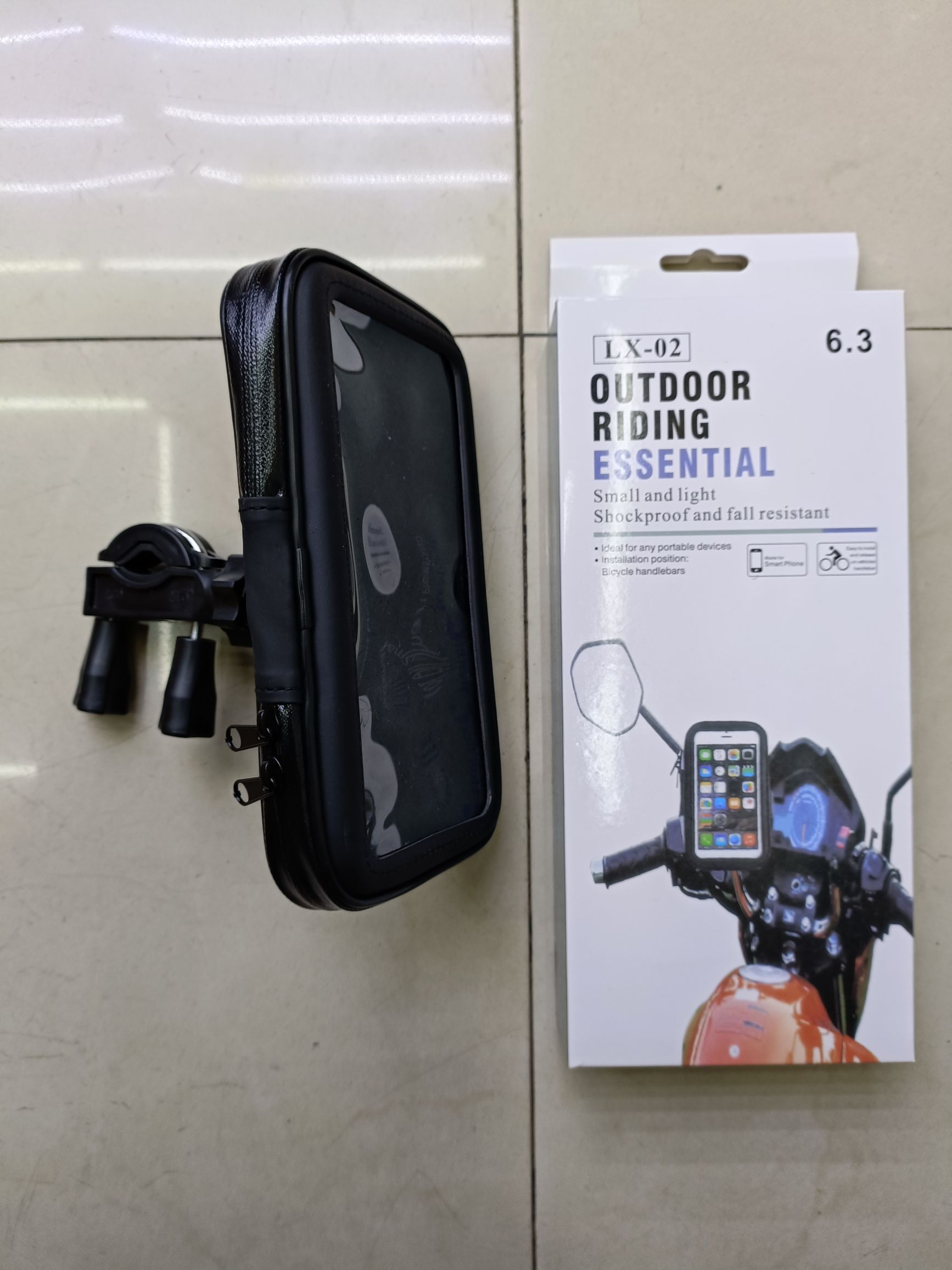 Waterproof zipper bag for bikes