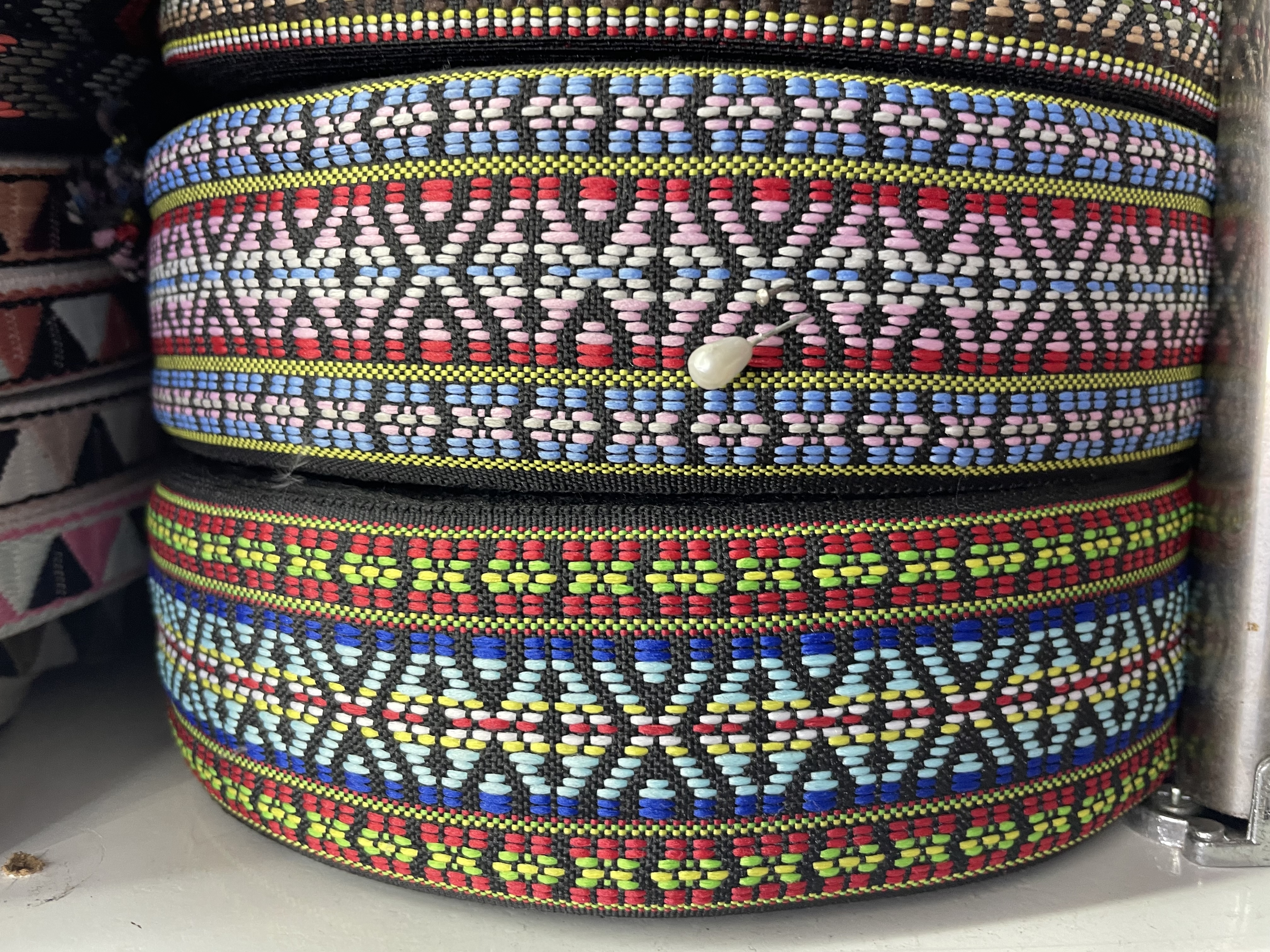 4.0 Widening Ethnic Wind Ribbon Polyester