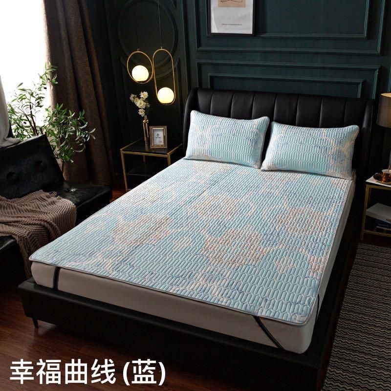 Three-Piece Latex Printed Mat Set details Picture