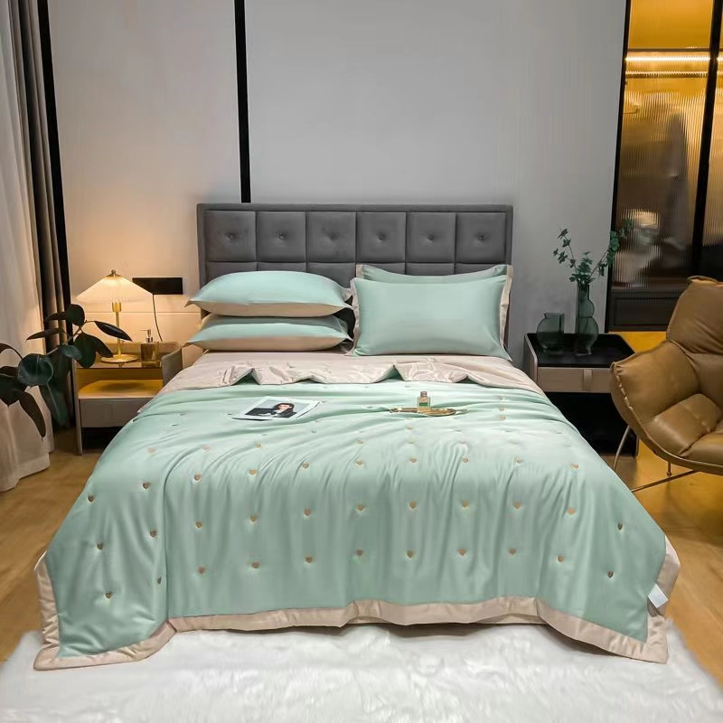 Love Embroidered Cool Feeling Tencel Summer Cool Quilt Application Scenario