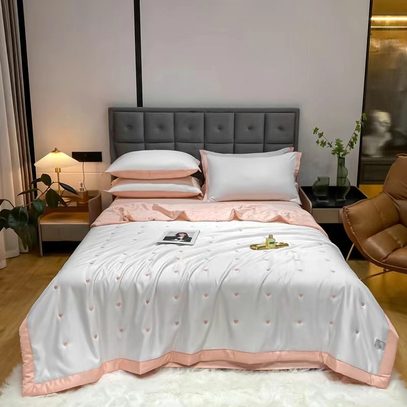 Love Embroidered Cool Feeling Tencel Summer Cool Quilt details Picture