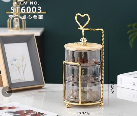 Nut Glass Jar Set Glass Furniture Decoration Snack Tray Reached Shore 009 Application Scenario