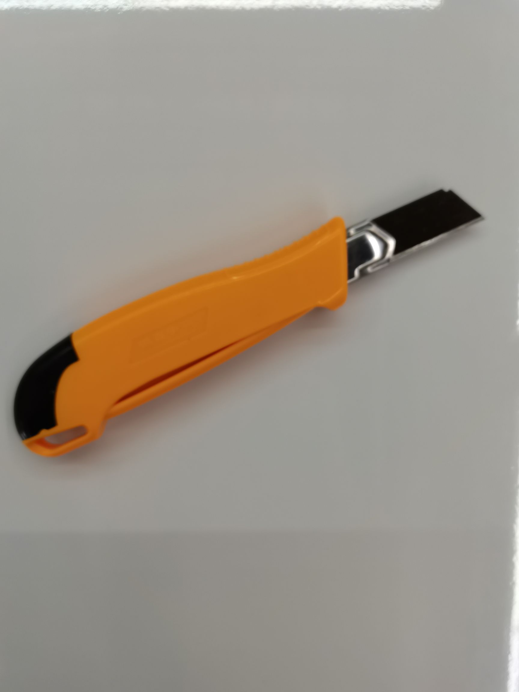Utility knife, paper cutting knife, woodworking knife, wallpaper knife, hardware knife, hardware tools, 1.8cm blade, utility knife undefined