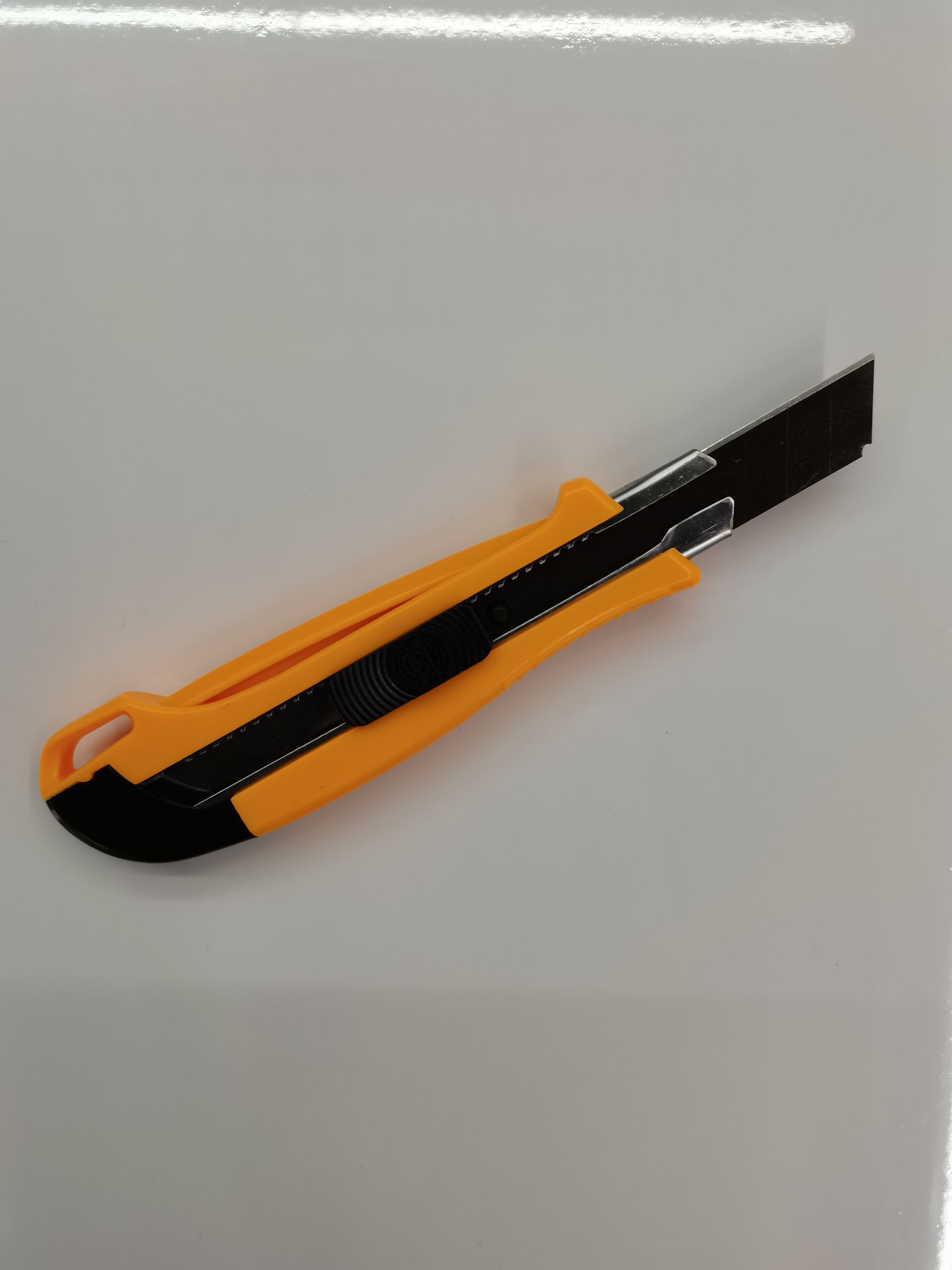 Utility knife, paper cutting knife, woodworking knife, wallpaper knife, hardware knife, hardware tools, 1.8cm blade, utility knife Item Picture