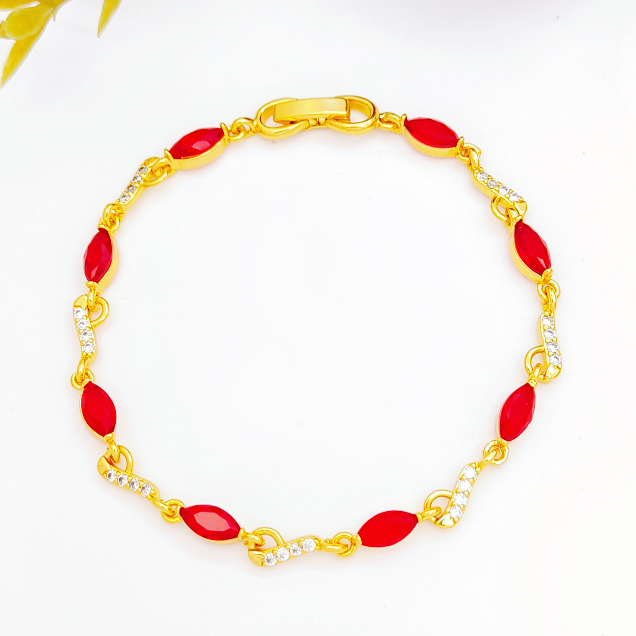 Zircon set jewelry