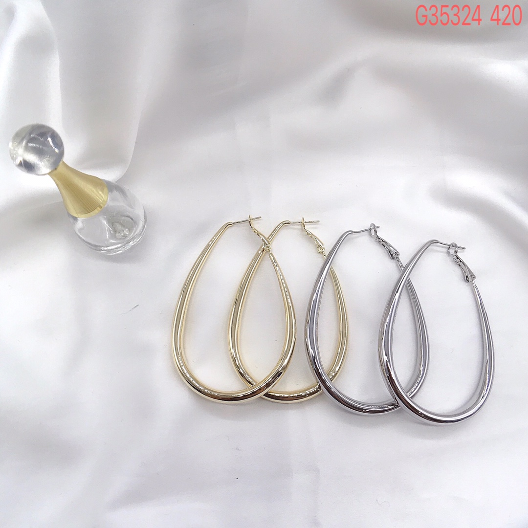 Obi Yabi Oval 925 silver needle earring