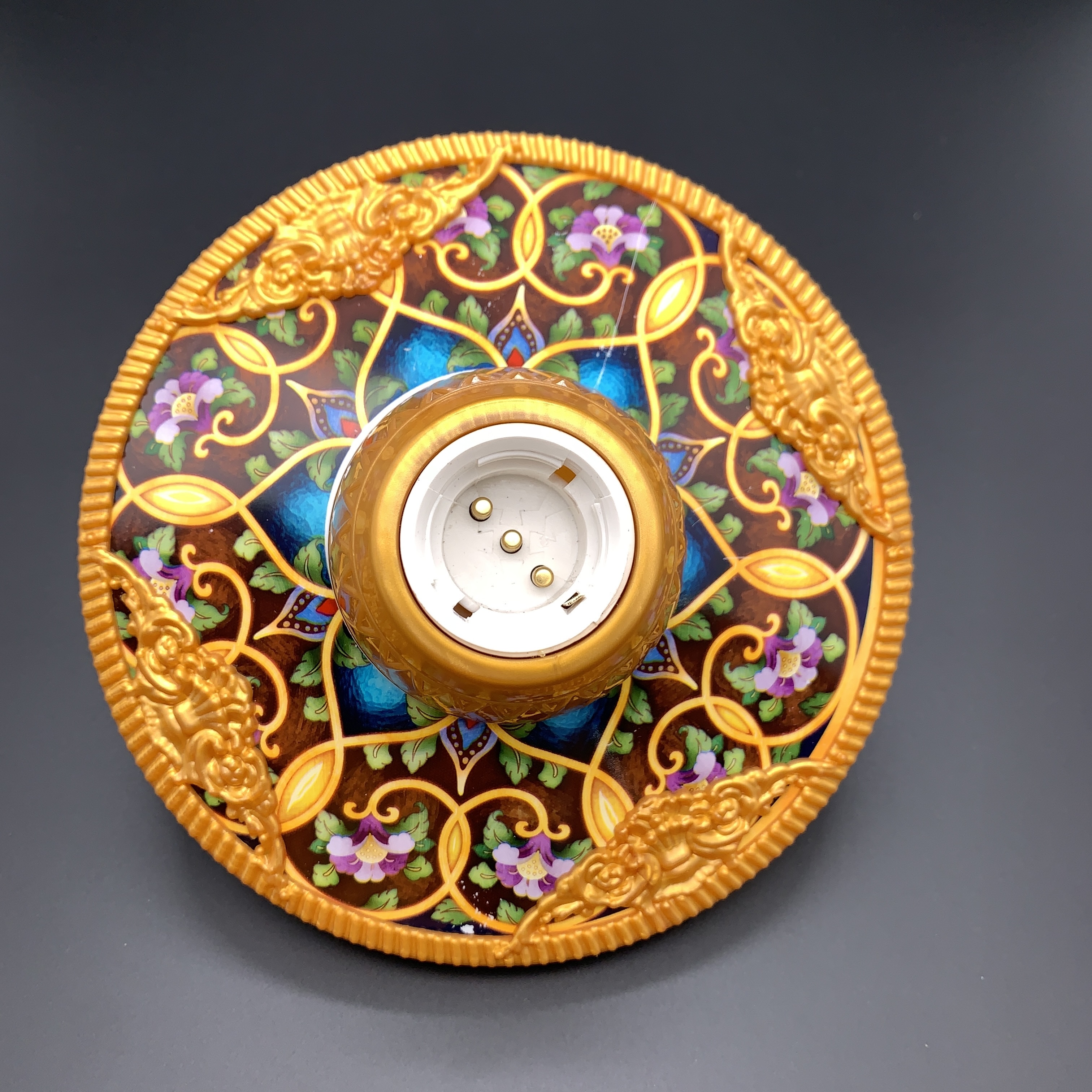 Foreign trade electroplating color gold and silver white screw bayonet double lamp holder light plate gold thumbnail