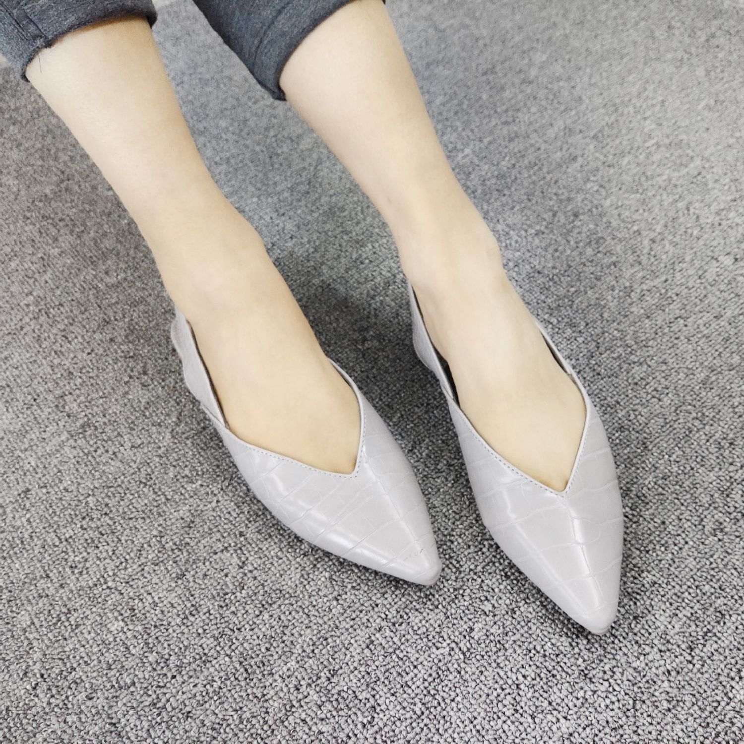 2023 New Style Women's Flat Single Shoes, Fashionable Pointed Crocodile Pattern Sandals, Dubai Edition Banquet And Dance Shoes, Sizes 36-41 Specification drawing