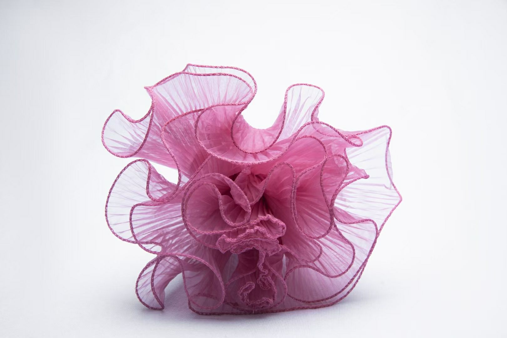 "Pearl Wave Yarn" is available in seven colors undefined