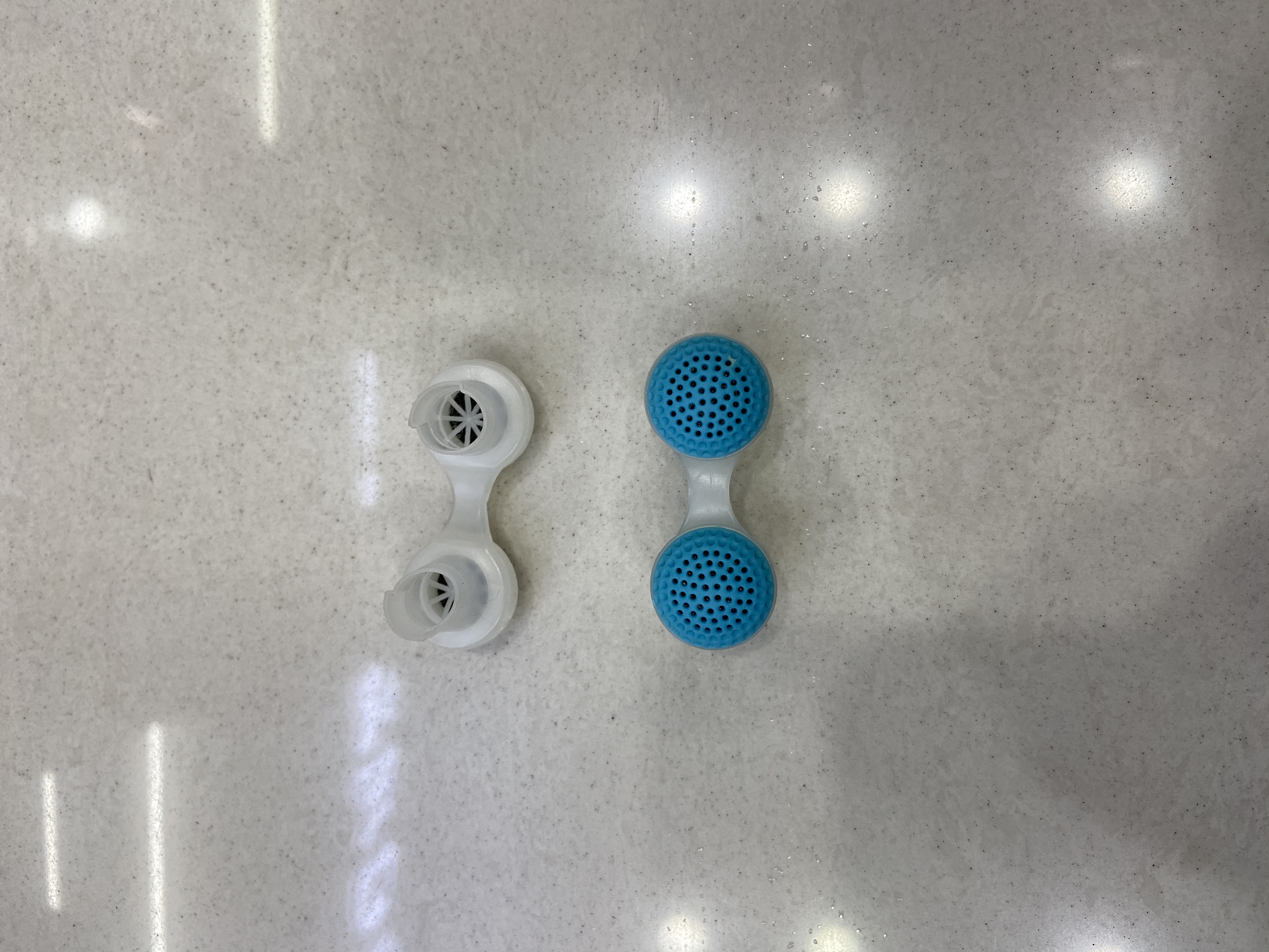 Two with snoring stoppers Application Scenario