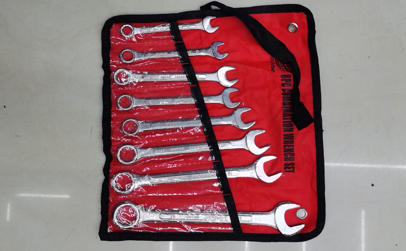 Wrench Dual-purpose wrench wrench Open end wrench Application Scenario
