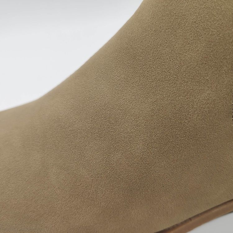 The 2023 New Style Of Women's Long Boots Is Fashionable And Trendy. Low-Heeled Women's Boots And Flat High Boots Are In Stock In Sizes 36-41 Specification drawing