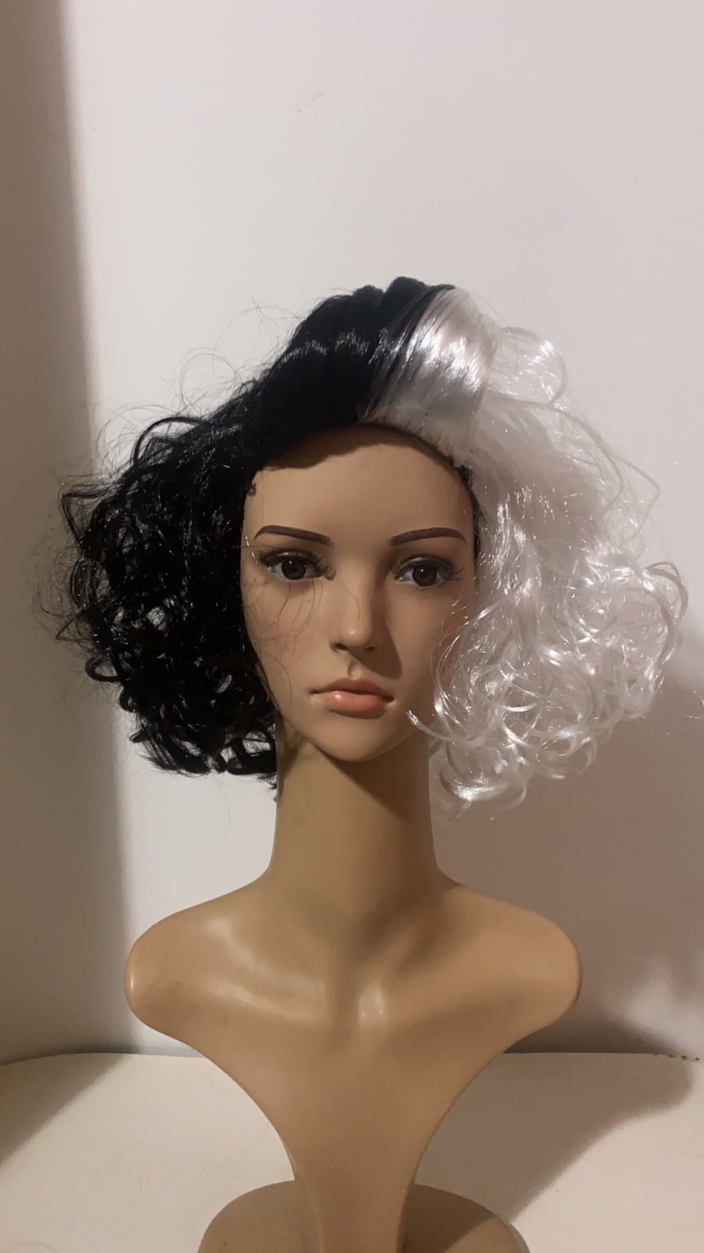 The brand-new wig design of Hongying brand is classified for Halloween details Picture
