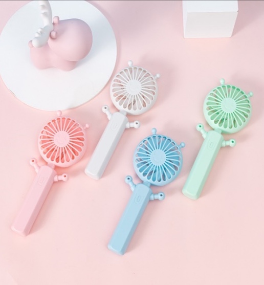 Hand-held lanyard fan