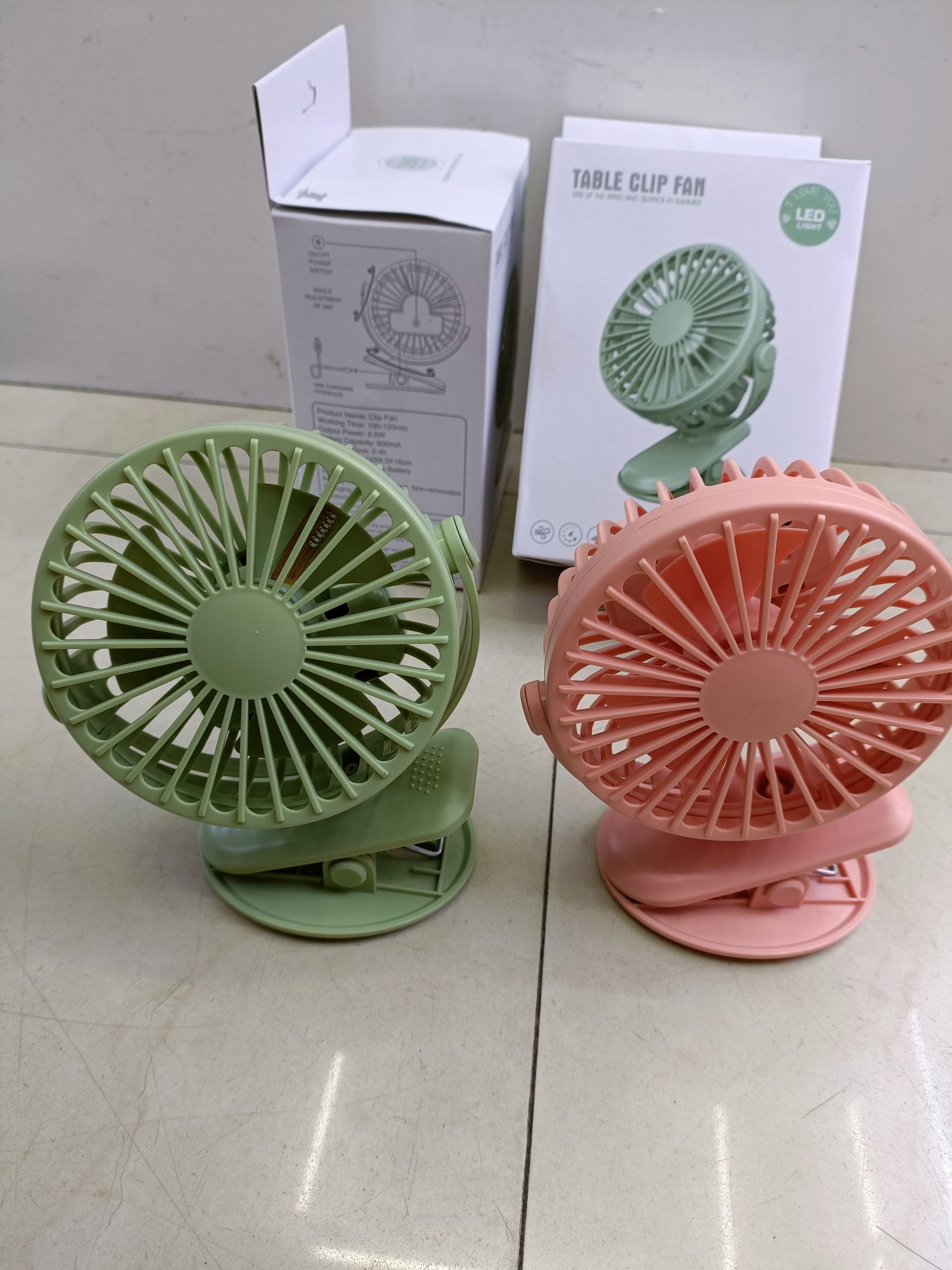 360 rotating fan clip LED light with word flash three speed wind speed adjustment full figure