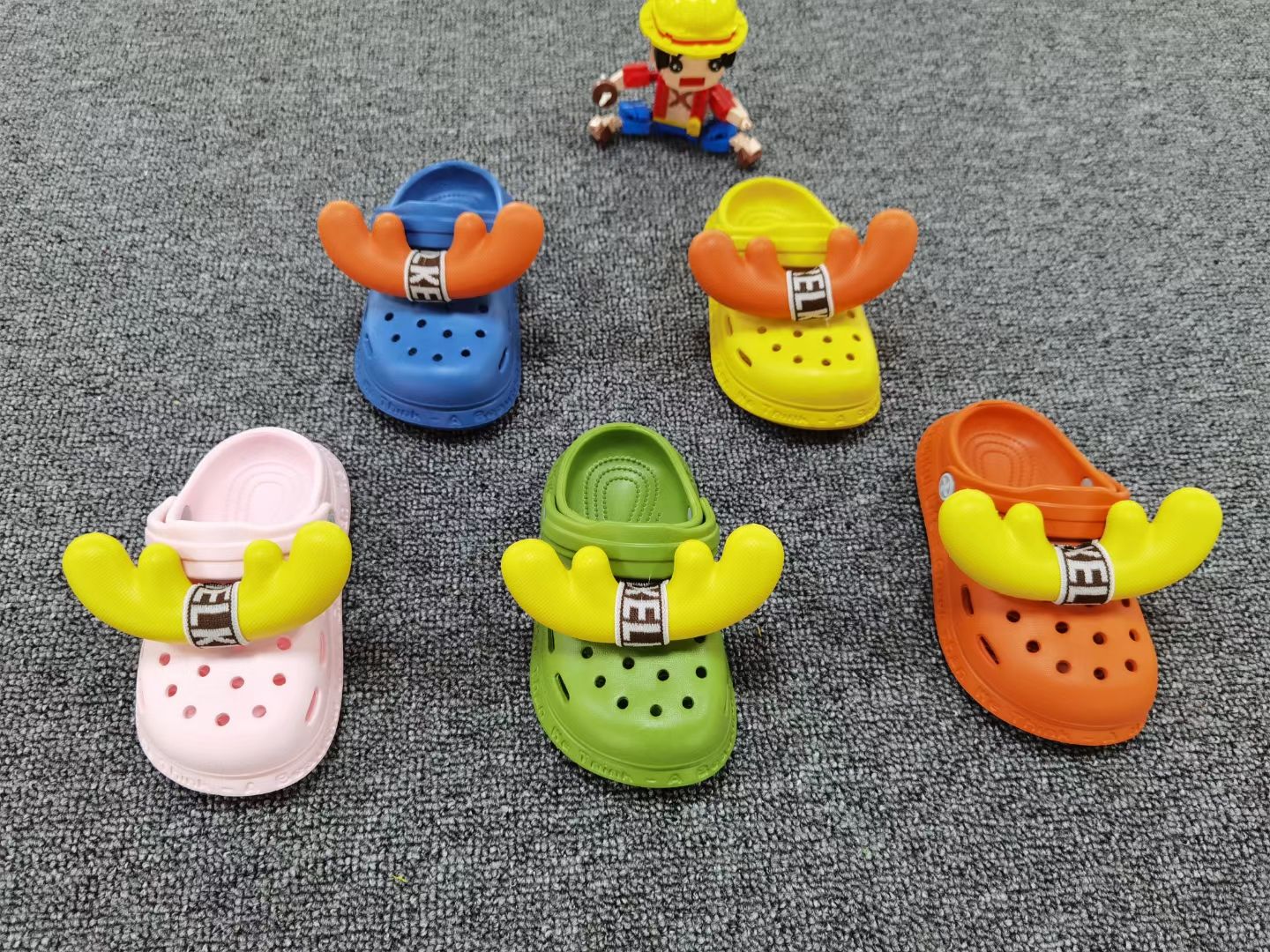 2022 children's wings cartoon garden shoes sx