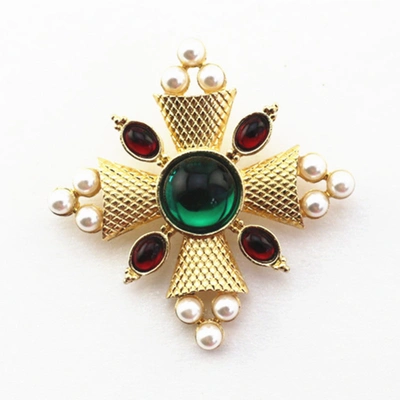Custom antique holiday gift anti-slip artifact gold mixed color resin beautiful brooch send girlfriend send teacher magic thumbnail
