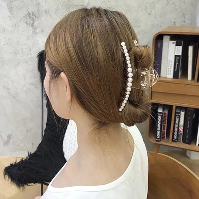 Hair clip female Korean INS back of head large acrylic hair grab pearl hair clip hair clip hair clip headwear thumbnail