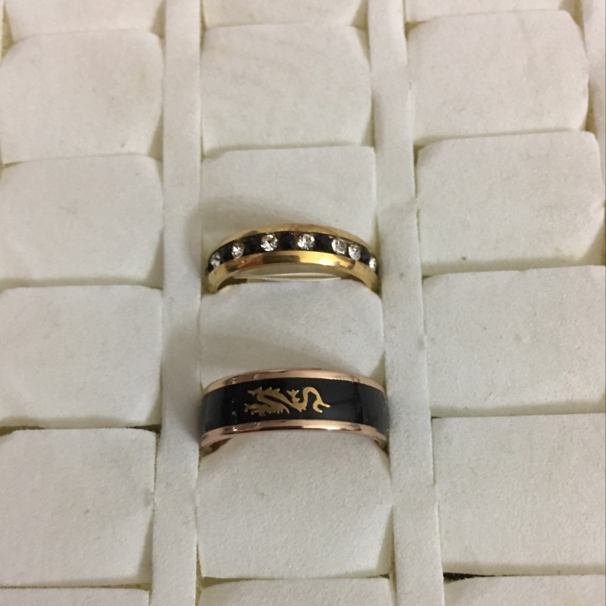 Ring gold